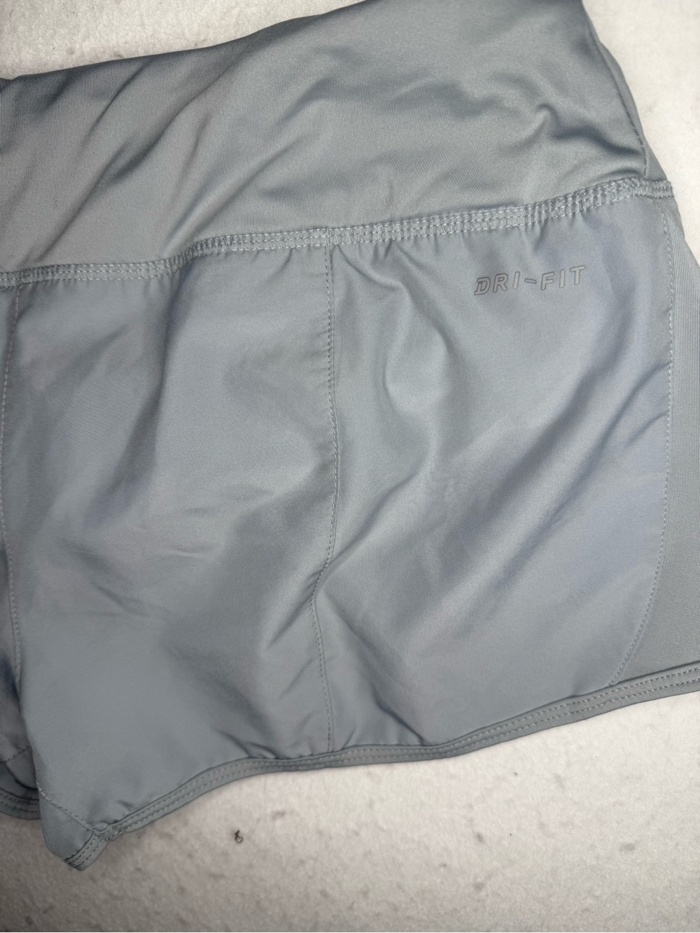 Nike Women's Gray Performance Lacrosse Running Shorts size Small - Picture 6 of 15